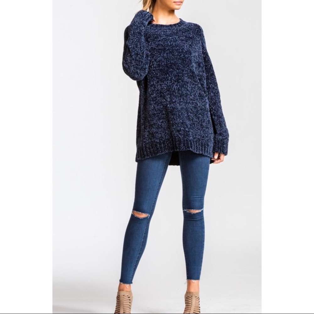 Blue Knit Chenille Raglan Hi- Low Sweater - Picture 2 of 3